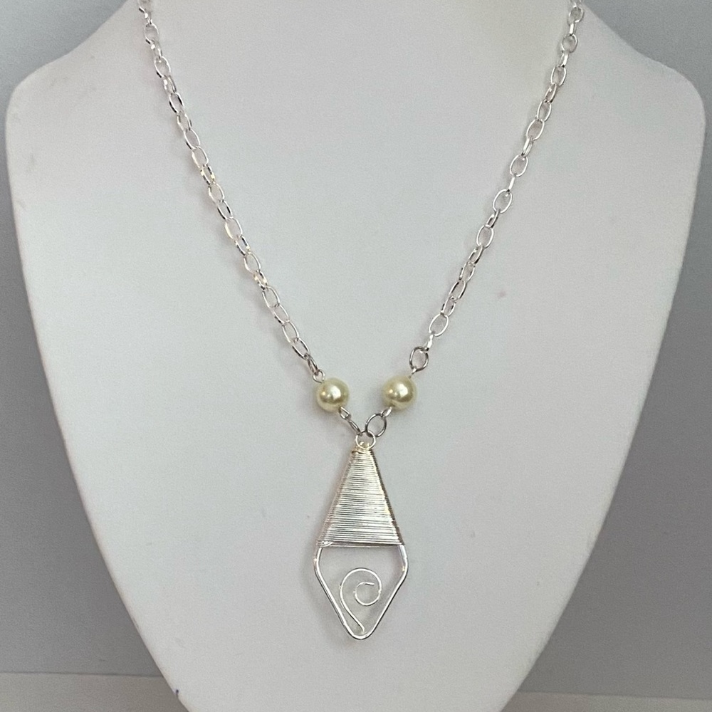 NEW!!! Silver Paperclip chain with pendant